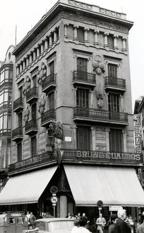 Casa Bruno Cuadros