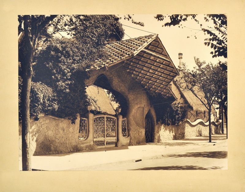 Portal y Muro de Cerramiento de la Finca Miralles