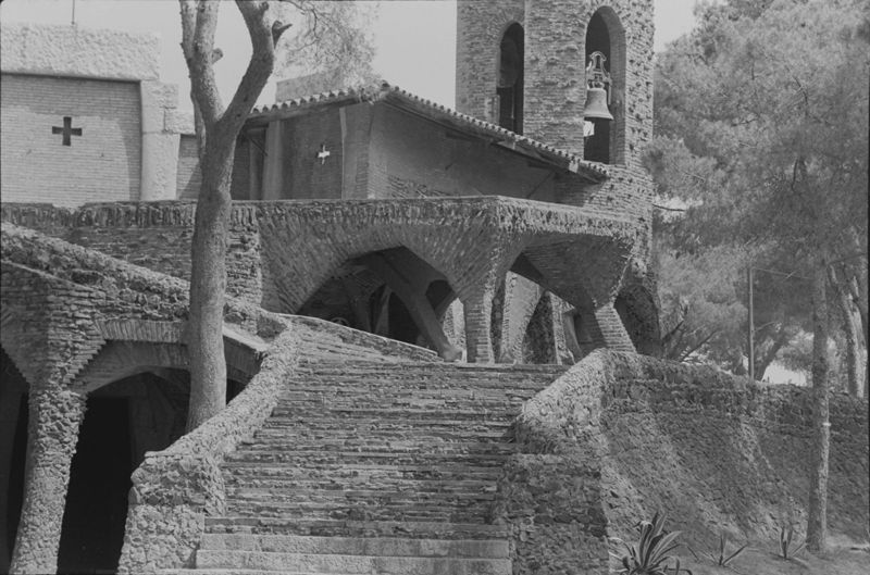 Cripta de la Colonia Güell