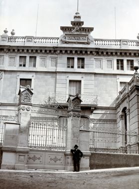 Escoles del Patronat del Tolrà