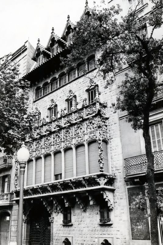 Baró de Quadras Palace