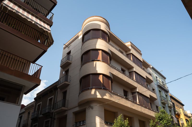 Edifici d'Habitatges Prat de la Riba 14