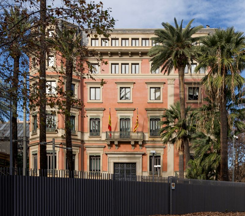 Palau del Marquès de Santa Isabel