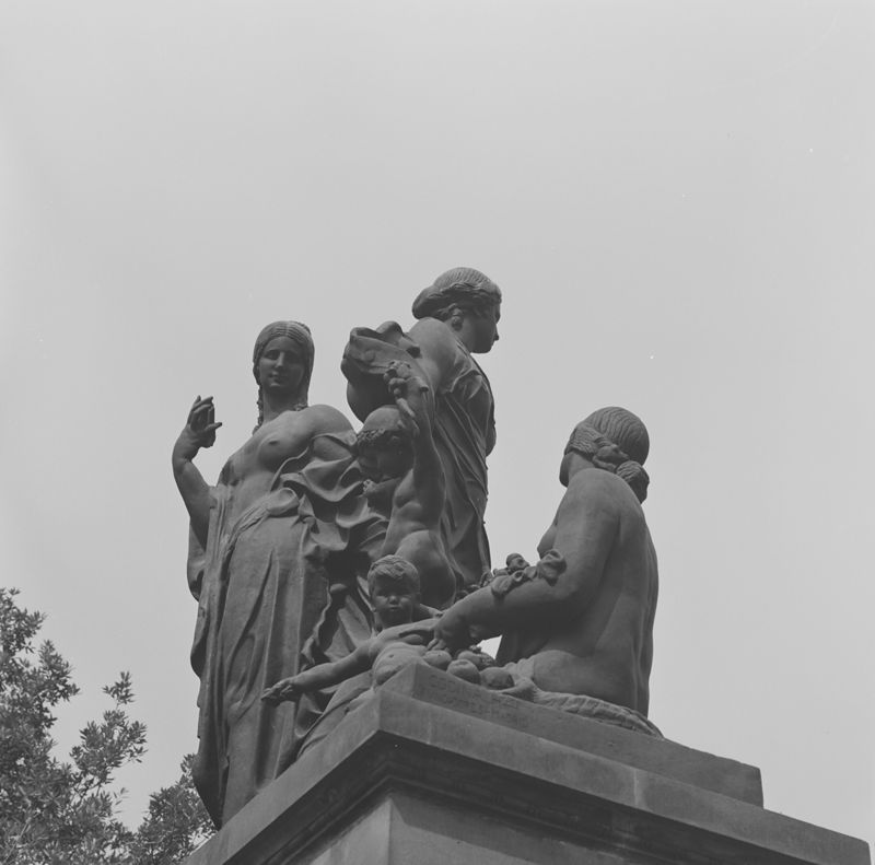 Projecte Definitiu de la Plaça Catalunya