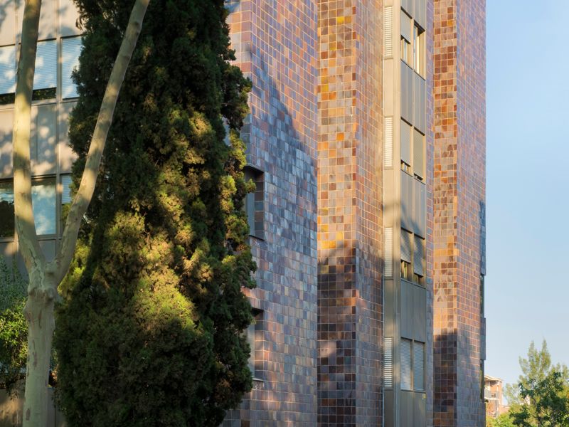 Edifici d'Habitatges Cavallers 86-88