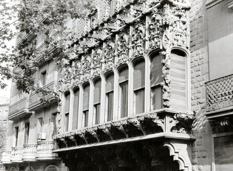 Baró de Quadras Palace