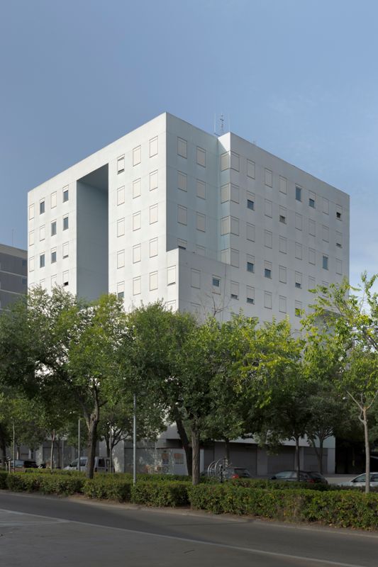 Bloc de 81 Habitatges Santa Maria 213