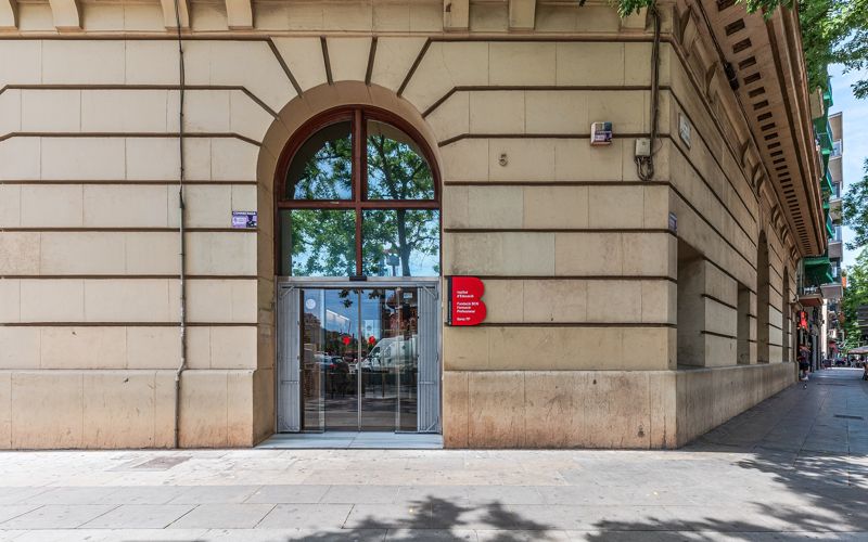 Adaptation of the Francesc Macià Cultural Institutes as a School Complex