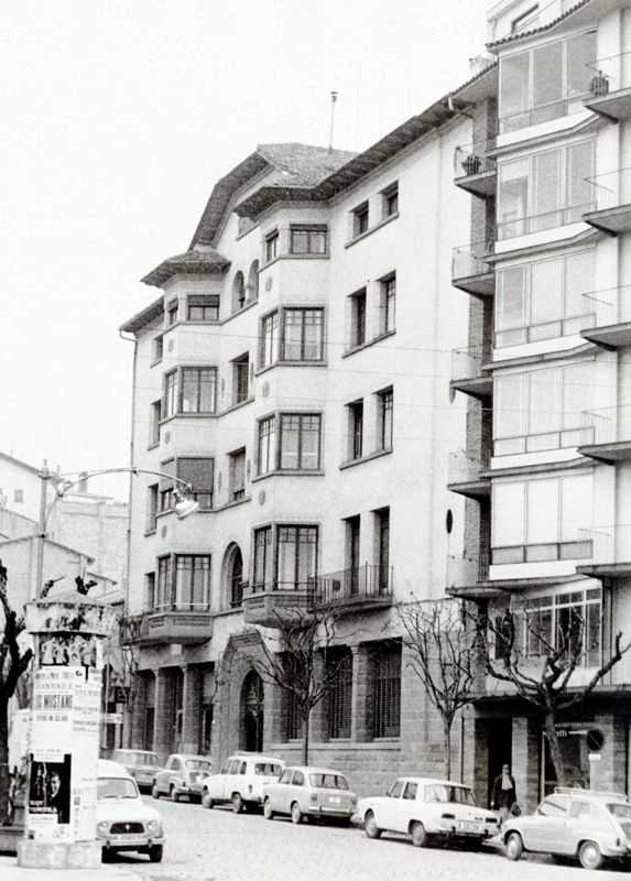 Puig Housing Building