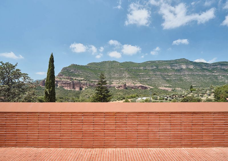 Remodelació de la Plaça de Riells