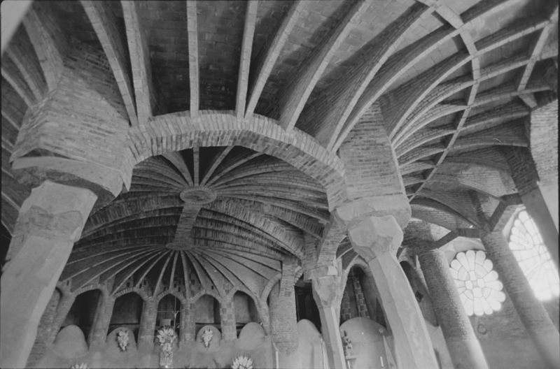 Cripta de la Colonia Güell