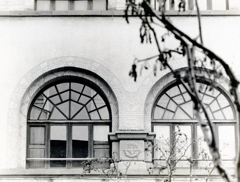 Puig Housing Building