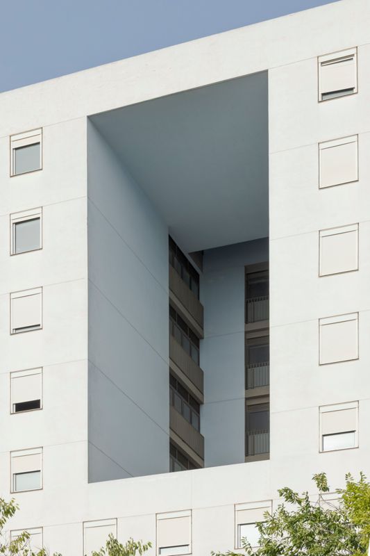 Bloc de 81 Habitatges Santa Maria 213