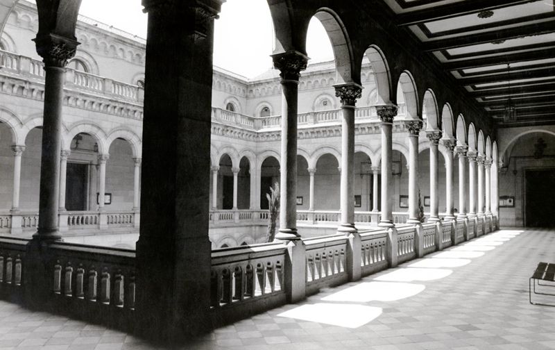 Edificio Histórico de la UB