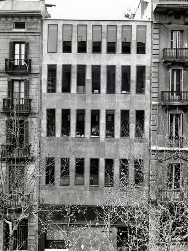 El Noticiero Universal Offices and Workshop