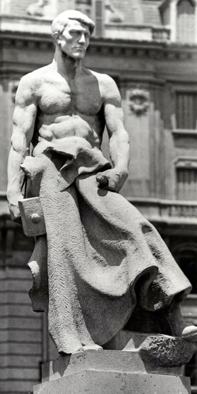 Fonts Monumentals i Escultures de la Plaça de l'Univers