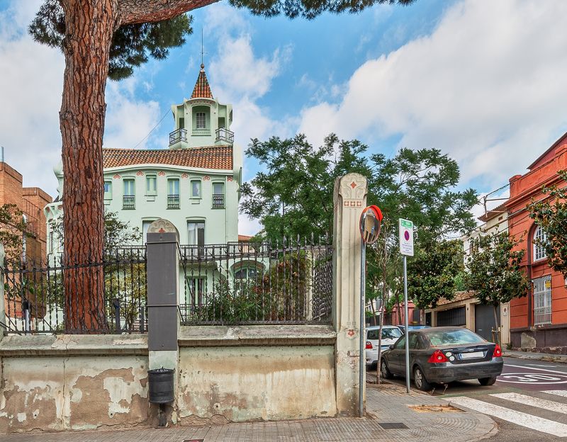 Baurier House