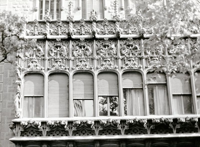 Baró de Quadras Palace