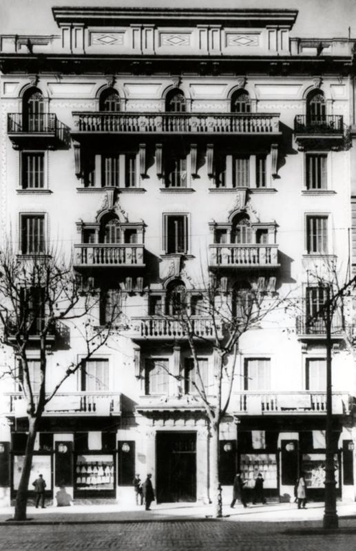 Reforma d'Edifici d'Habitatges Ronda Sant Antoni 39