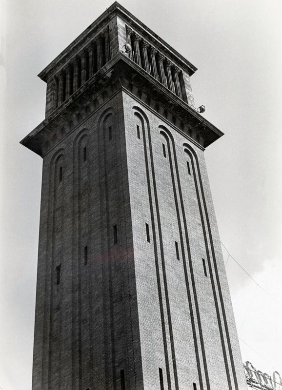 Torres de Acceso al Recinto de la Exposición Internacional de 1929