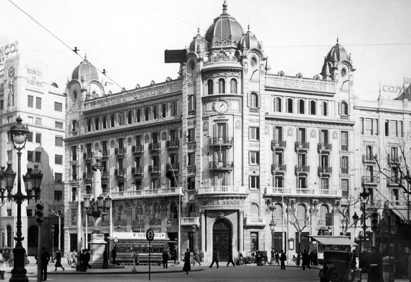 Sede Central de la Banca Arnús