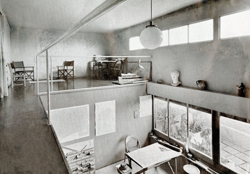 Via Augusta 61 Apartment Building