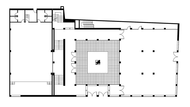 Habitatges, Biblioteca i Sucursal Bancària CECOM