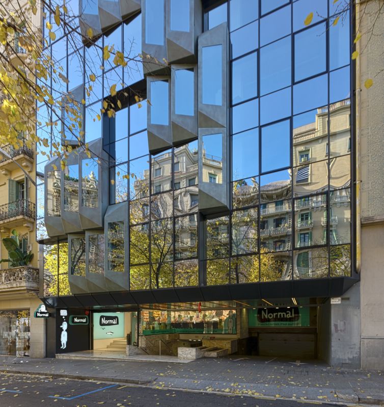 Edifici Comercial Multigest