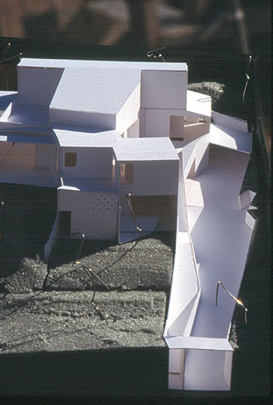 Dos Habitatges per a una Mateixa Família 