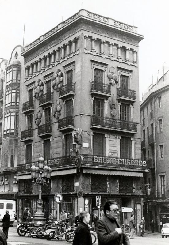 Casa Bruno Cuadros