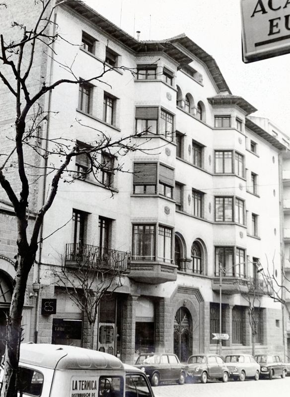 Puig Housing Building