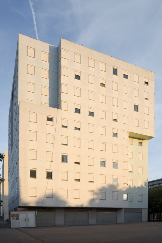 Bloc de 81 Habitatges Santa Maria 213