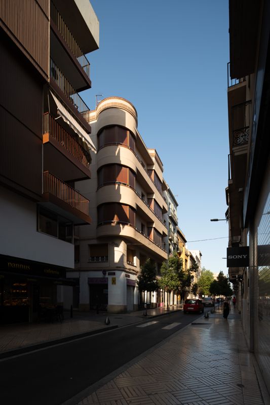 Edifici d'Habitatges Prat de la Riba 14