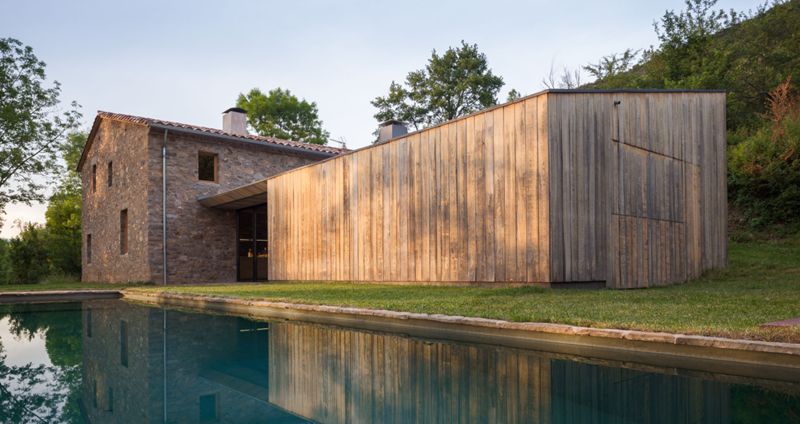 Reconstrucció i Ampliació de la Masia de Can Calau