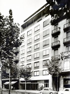 Edificio de Oficinas Rosselló 257