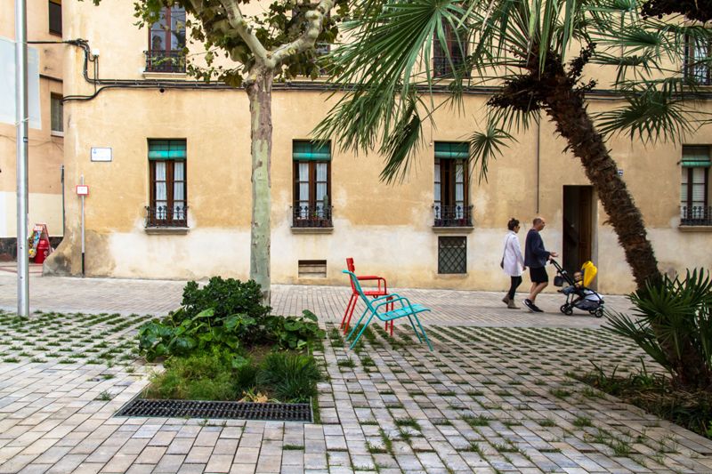 Reurbanització de la Plaça Catalunya i del C. Roger de Flor