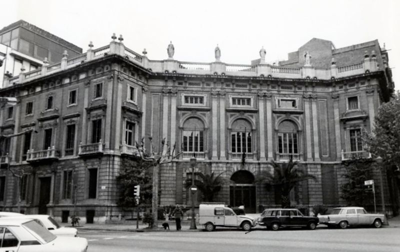 Palauet Casades