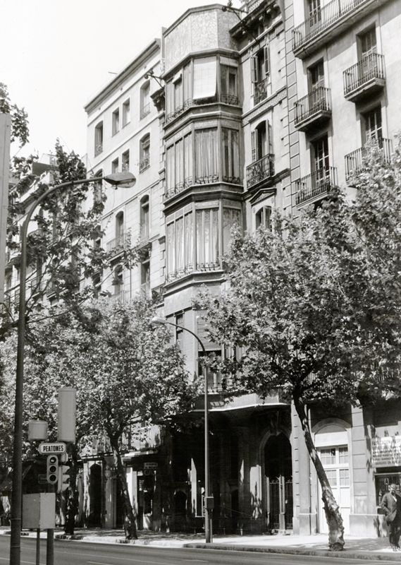 Baró de Quadras Palace