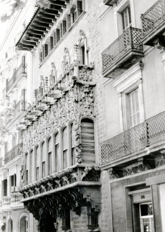 Baró de Quadras Palace