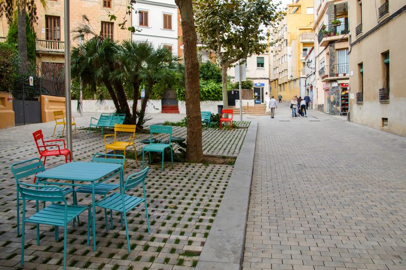 Reurbanització de la Plaça Catalunya i del C. Roger de Flor