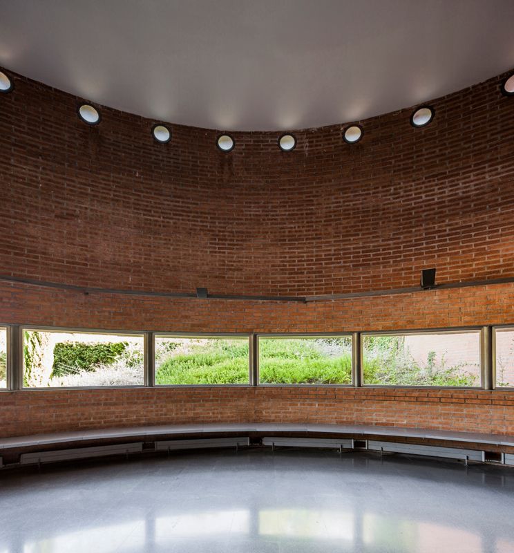 Escola de Viticultura i Enologia Mercè Rossell i Domènech